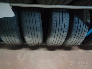 Cerchi in lega + pneumatici