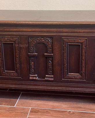 Cassapanca vintage in legno.