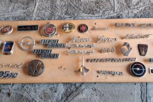 Lotto di scritte badge auto epoca