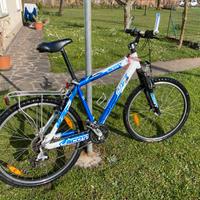 bicicletta scott