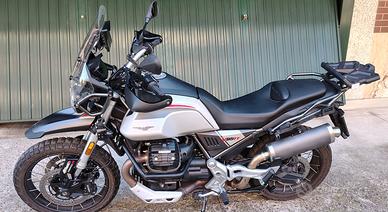 Moto Guzzi V85 TT Travel