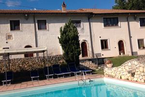 Casa indipendente in agriturismo con piscina