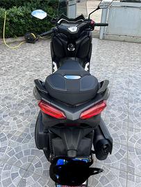 Xmax 2018 condizioni eccellenti