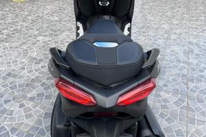 Xmax 2018 condizioni eccellenti