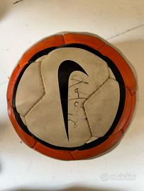 Pallone nike firmato Ronaldinho