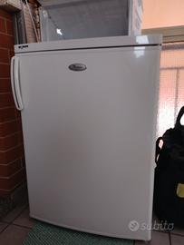 congelatore Whirlpool verticale 