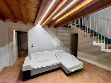 CASA SEMINDIPENDENTE A PIEVE DI SOLIGO