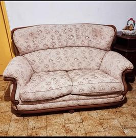 1 divano e 2 poltrone vintage 