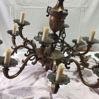 Grande lampadario in ottone