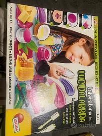 Laboratorio dei lucidalabbra