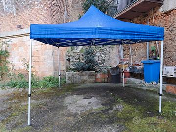 Gazebo grande blu