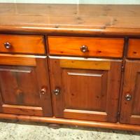 Credenza in legno arte povera 