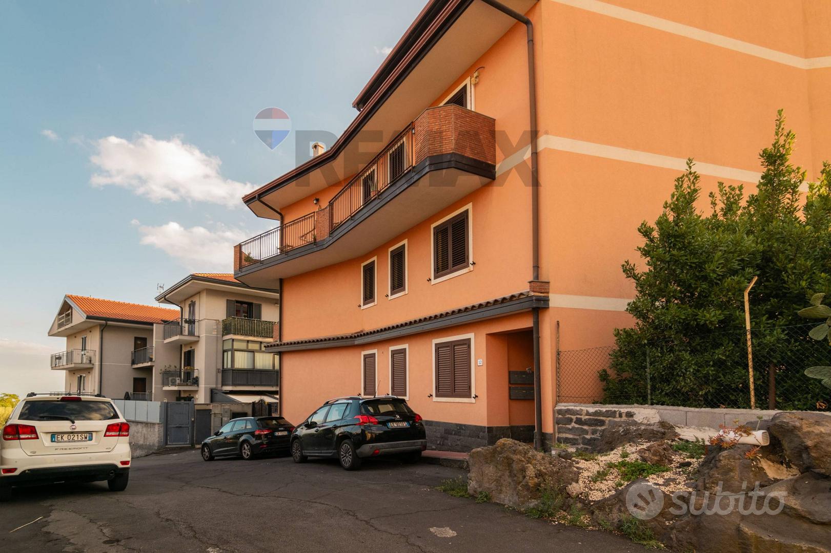 Appartamento – Camporotondo Etneo, Villaggio Sant'Antonio - Vista 2