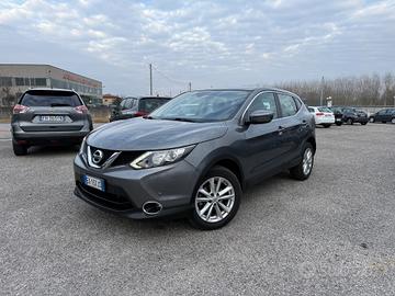 Nissan Qashqai 1.5 dCi DPF Acenta
