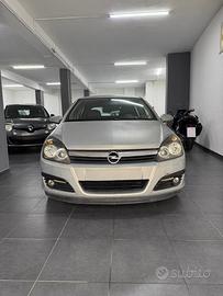 Opel Astra 1.5 benzina 5 porte