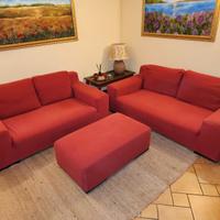 divani 3 posti e 2 posti con puff