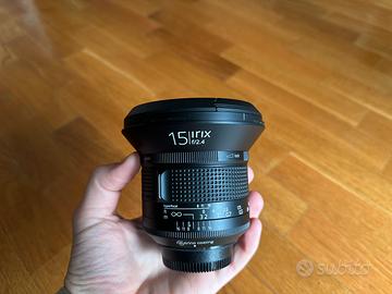 Irix firefly 15mm f/2.4 attacco nikon
