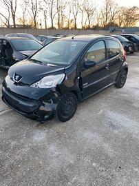 Peugeot 107 2009 ricambi disponibili
