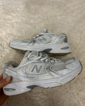 New Balance 530 bianche e argento