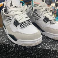 Air Jordan 4 Retro Military Black