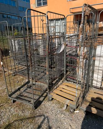 Carrello con sponde