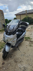 Scooter Piaggio x9 500