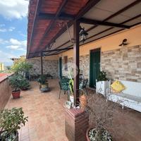 5 LOCALI A MUGNANO DI NAPOLI