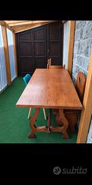 Tavolo in legno