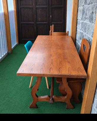 Tavolo in legno