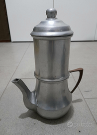 Antica caffettiera a percolazione
