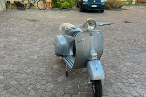 Vespa sprint veloce