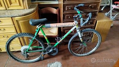 3 biciclette Mountain bike 