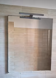Specchio con luce Led 