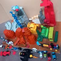 costruzioni Lego grandi con vari personaggi 