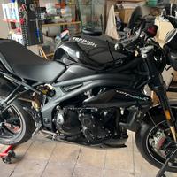 Speed triple R94 1050 abs special edition