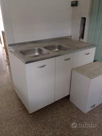 Mobile cucina con lavello doppio