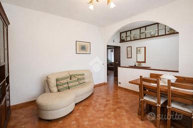 5 LOCALI A VICOPISANO