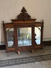 comò antichi e specchio 