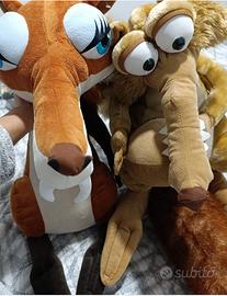 Coppia di peluche era glaciale