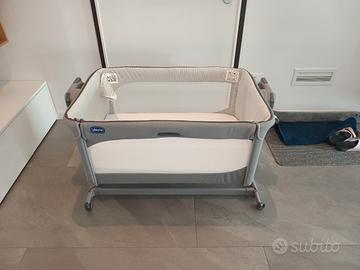 culla chicco next to me