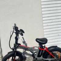 Bici elettrica EBIKE MINI MAX ARGENTO COME NUOVA