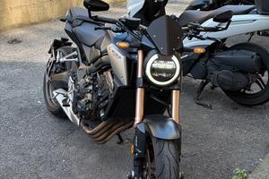 Honda CB650 R - 35 kw