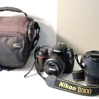 Nikon D300 + AF-S DX 10-24 + AF-S DX 35 + accessor