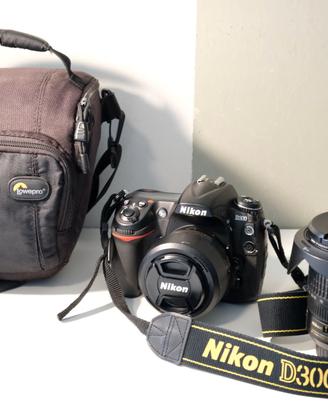 Nikon D300 + AF-S DX 35 + accessori