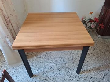 Tavolo apribile a portafoglio
