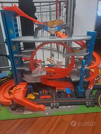 city garage Hot Wheels