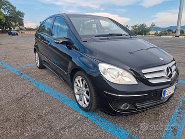 Mercedes-benz B