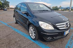 Mercedes-benz B