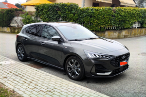 Ford Focus Hybrid ST-Line