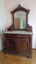 Camera antica: letto-comodino-mobile